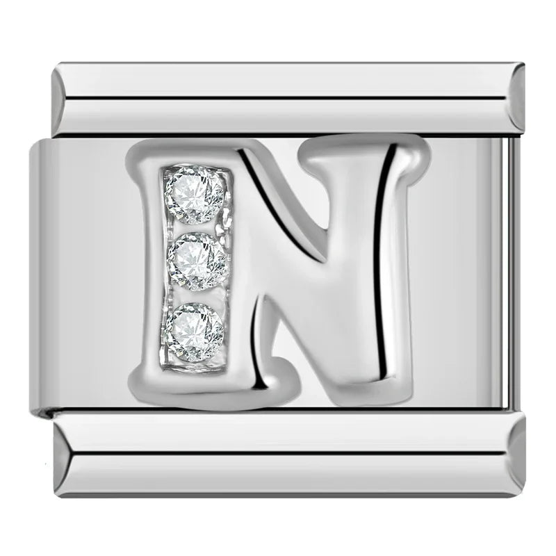 Charms Letras A Até Z com Detalhe de brilhante Prata